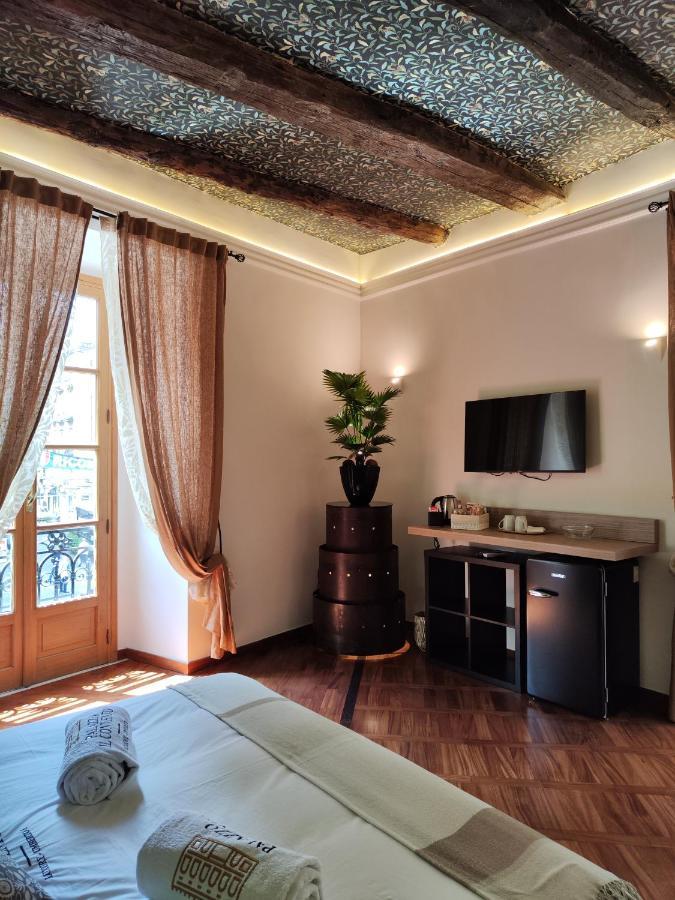 Bed and Breakfast Palazzo Il Convento Luxury Umberto I Neapel Exterior foto