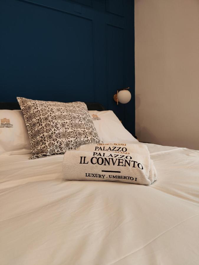 Bed and Breakfast Palazzo Il Convento Luxury Umberto I Neapel Exterior foto